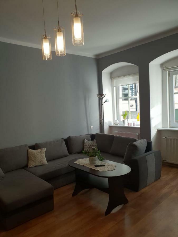 Apartament Danusia Apartment Jelenia Gora Bagian luar foto