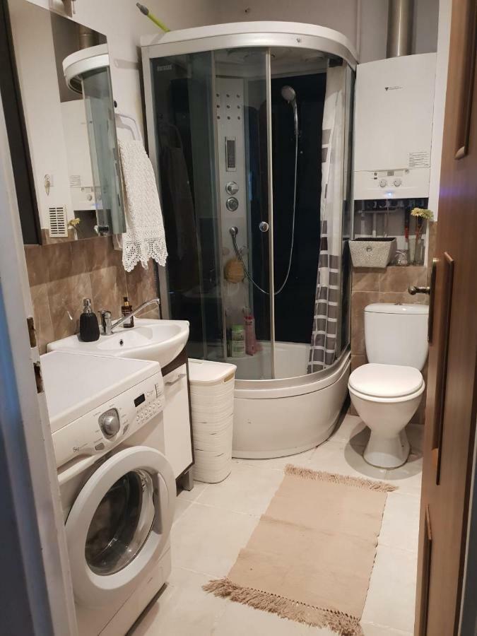 Apartament Danusia Apartment Jelenia Gora Bagian luar foto