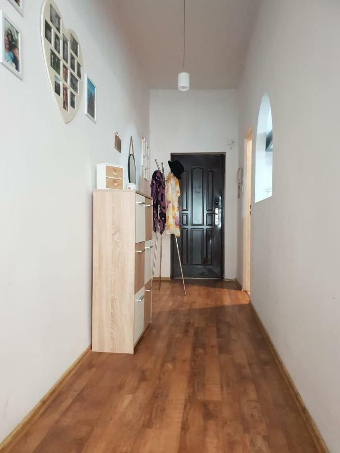 Apartament Danusia Apartment Jelenia Gora Bagian luar foto